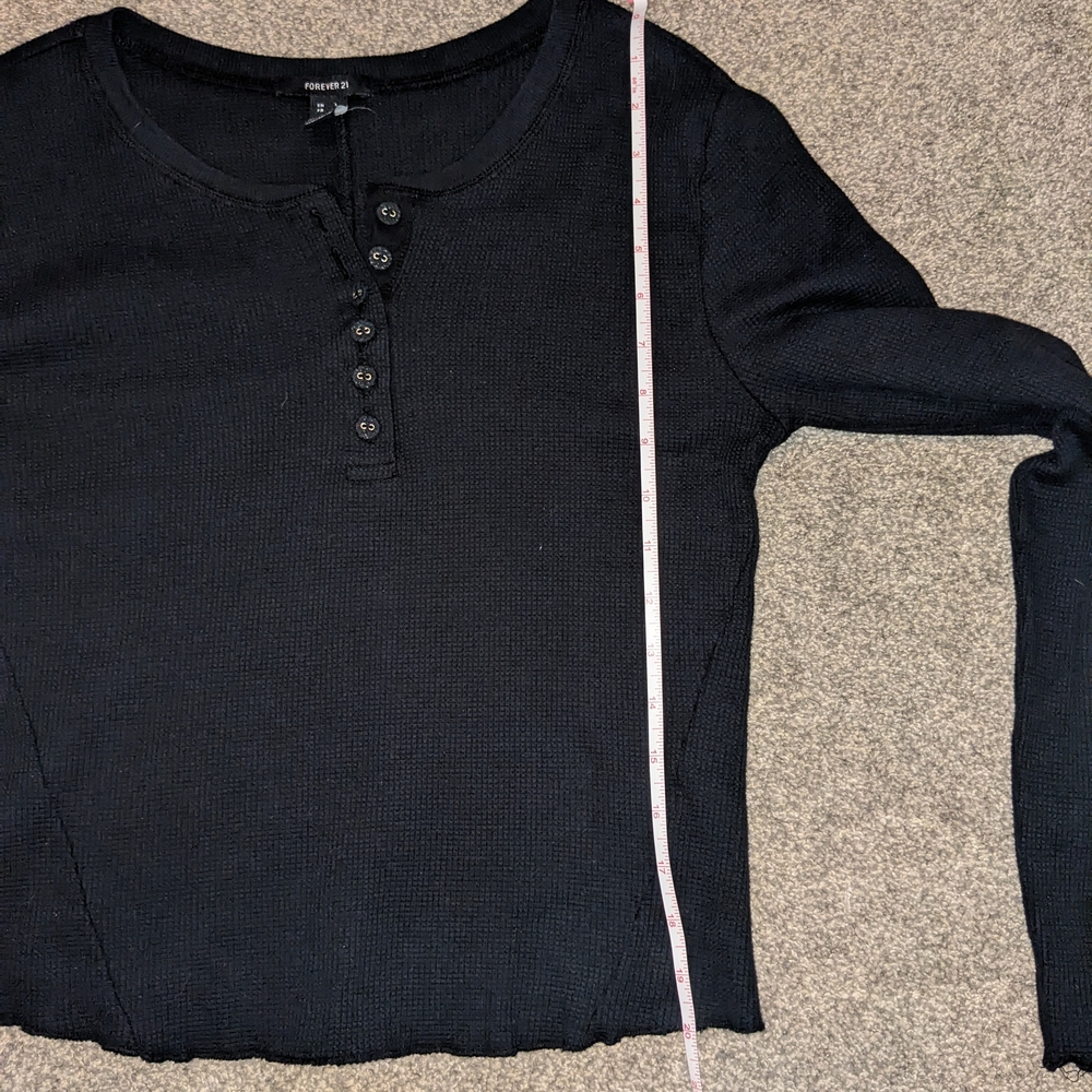 ACUBI CLOTHING BUNDLE π - Picture 16 of 16